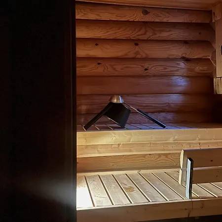 Gotolevi, In, Out Шале