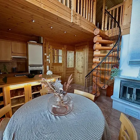 Gotolevi, In, Out Chalet Levi